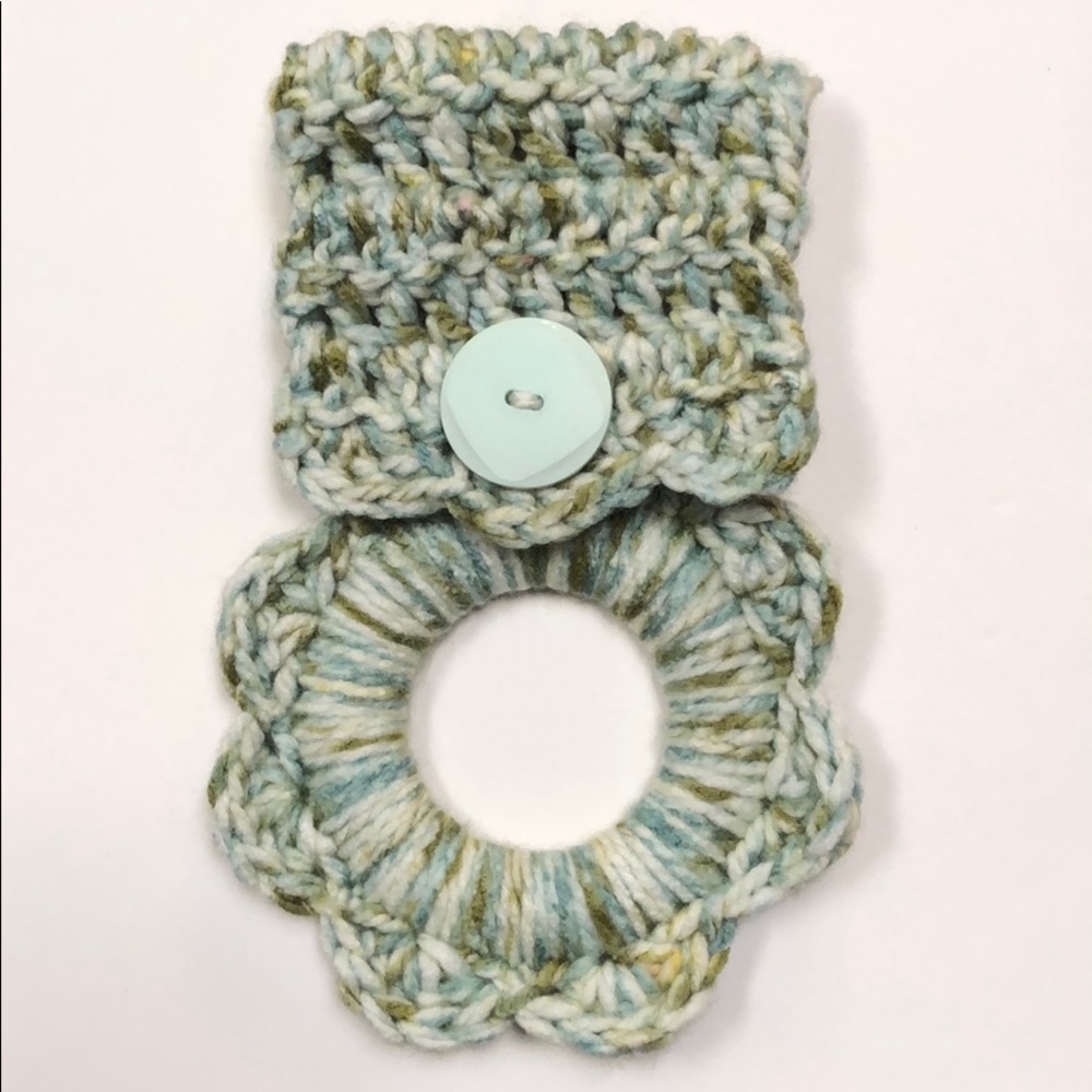 Kitchen towel hanger chunky yarn handmade